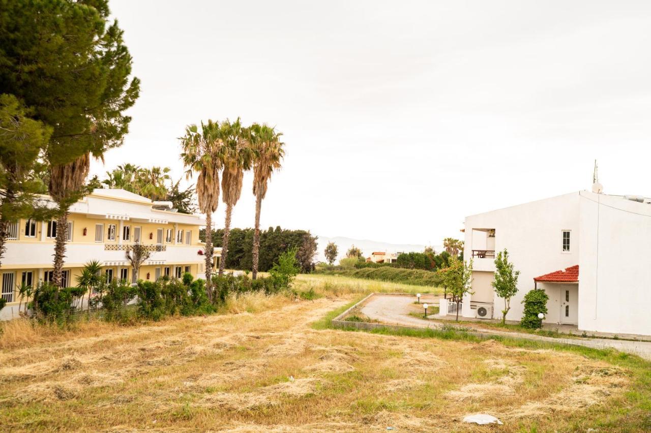 White Dream House Apartman Kosz Kültér fotó